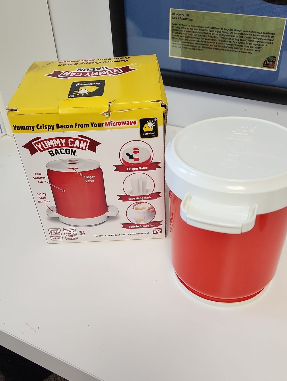 Yummy Can Microwave Bacon Cooker - Red by Yummy Can